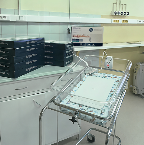 Fakultná nemocnica s poliklinikou J. A. Reimana v Prešove dostala darom pre novorodencov monitory dychu Babysense.