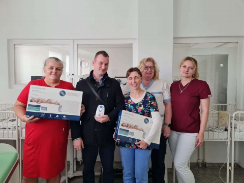 Nemocnica Alexandra Wintera v Piešťanoch dostala darom monitory dychu.