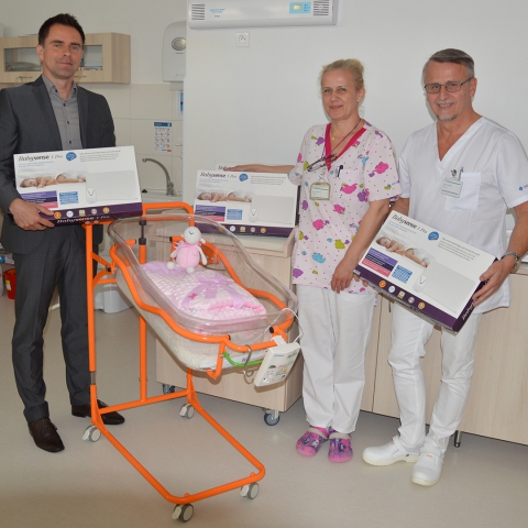 Novorodenci v Rožňave dostali nové monitory dychu Babysense