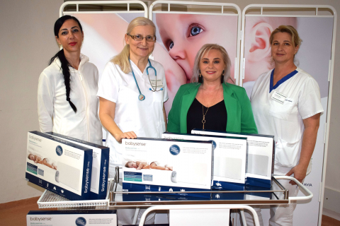 Vranovská nemocnica dostala darom monitory dychu Babysense 1 Pro.